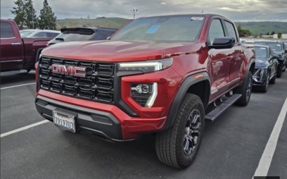 Used 2023 GMC Canyon Elevation