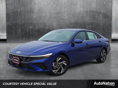New 2025 Hyundai Elantra SEL