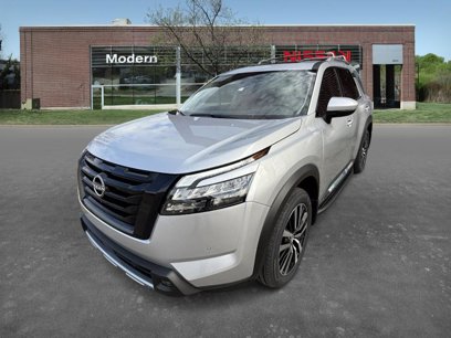 New 2025 Nissan Pathfinder Platinum