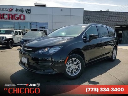 New 2025 Chrysler Voyager LX