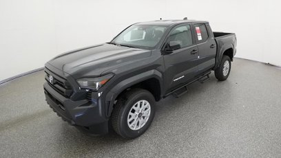 New 2025 Toyota Tacoma SR5