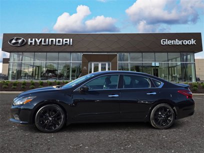 Used 2017 Nissan Altima 2.5 SR w/ Midnight Edition Package