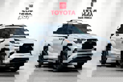 New 2025 Toyota Highlander XLE