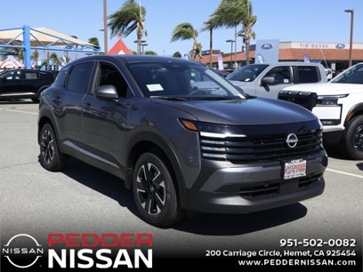 New 2025 Nissan Kicks SV w/ Charging Package
