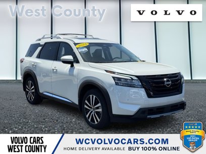 Used 2024 Nissan Pathfinder Platinum