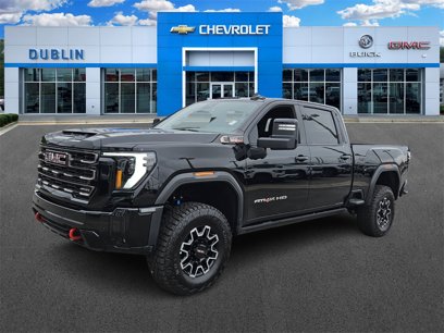 New 2025 GMC Sierra 2500 AT4X