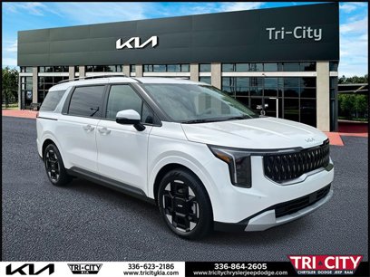 New 2025 Kia Carnival EX