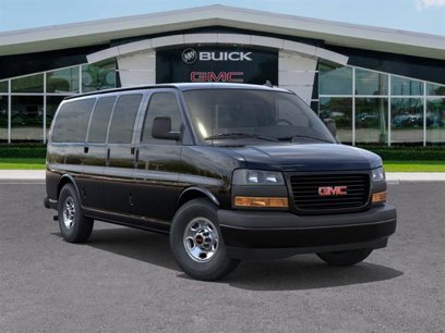 New 2025 GMC Savana 2500