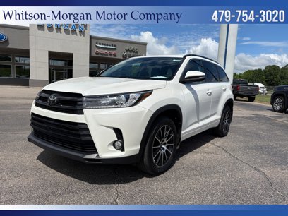 Used 2017 Toyota Highlander SE