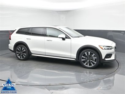 Used 2024 Volvo V60 B5 Cross Country Ultimate