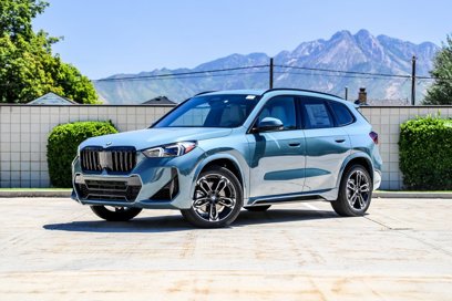 New 2025 BMW X1 xDrive28i w/ Premium Package