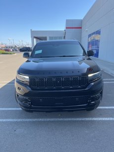 Used 2023 Jeep Wagoneer Series II w/ Convenience Group I