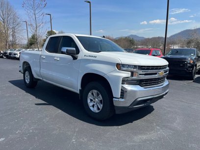 Used 2020 Chevrolet Silverado 1500 LT w/ Trailering Package