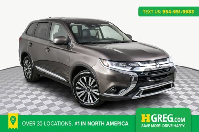 Used 2020 Mitsubishi Outlander SE
