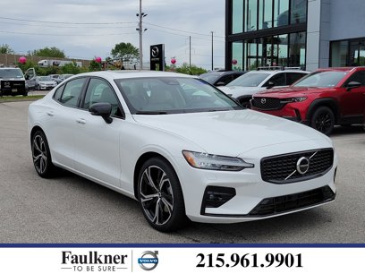 New 2024 Volvo S60 B5 Core w/ Climate Package
