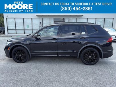 Certified 2022 Volkswagen Tiguan SE R-Line