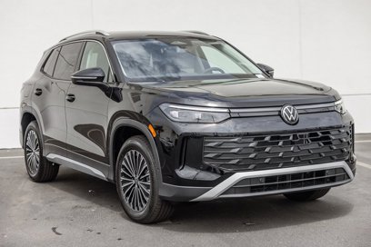 New 2025 Volkswagen Tiguan S