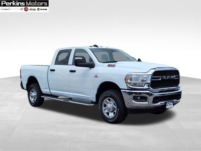 New 2024 RAM 2500 Tradesman w/ Chrome Appearance Group