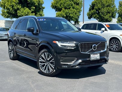 Certified 2022 Volvo XC90 T6 Momentum w/ Climate Package