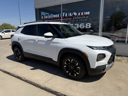 Used 2021 Chevrolet TrailBlazer LT w/ Sun and Liftgate Package