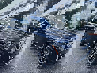 New 2026 BMW X5 xDrive40i w/ Premium Package
