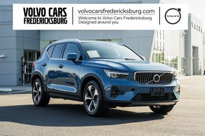 Used 2023 Volvo XC40 B5 Plus w/ Driver Assist Package