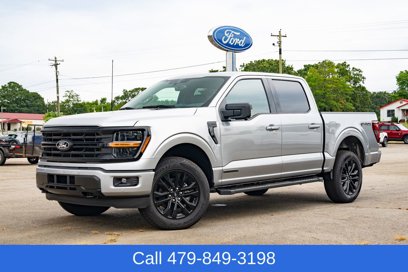 New 2025 Ford F150 XLT w/ Equipment Group 302A MID