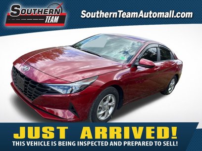 Used 2023 Hyundai Elantra SE