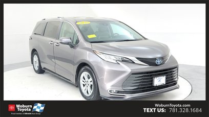 Used 2022 Toyota Sienna Limited