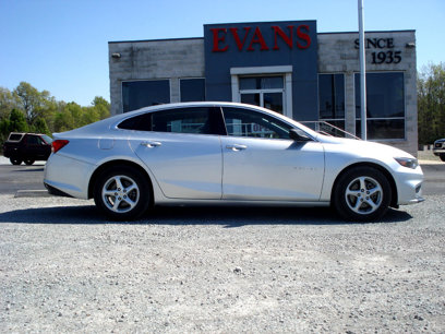 Used 2018 Chevrolet Malibu LS