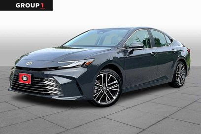 Used 2025 Toyota Camry XLE