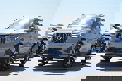 New 2025 Volvo XC40 B5 Core w/ Protection Package Premier