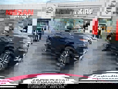 New 2023 Nissan Armada SL w/ Captain's Chairs Package
