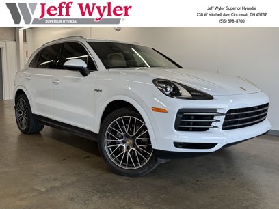 Used 2019 Porsche Cayenne E-Hybrid w/ Premium Package