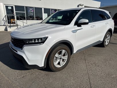 Used 2023 Kia Sorento LX