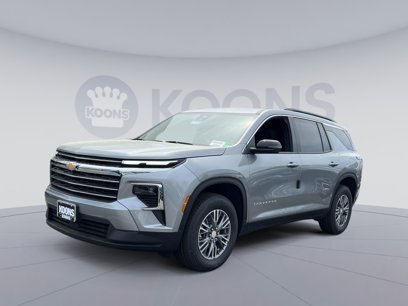 New 2025 Chevrolet Traverse LT