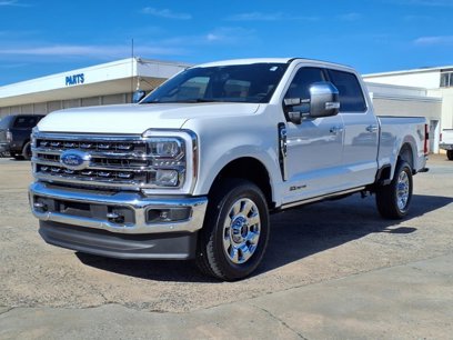 New 2024 Ford F350 Lariat w/ Lariat Ultimate Package