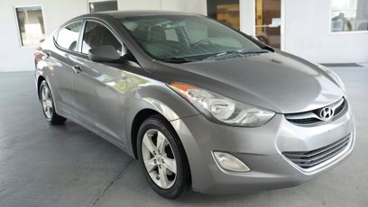 Used 2012 Hyundai Elantra GLS w/ Preferred Pkg 3