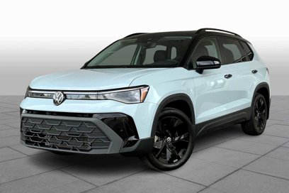New 2025 Volkswagen Taos SE
