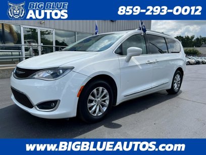 Used 2018 Chrysler Pacifica Touring-L