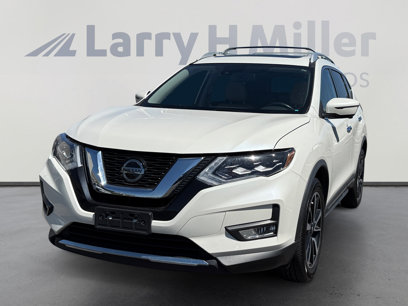 Used 2018 Nissan Rogue SL w/ Premium Package