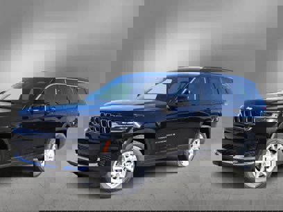 New 2025 Jeep Grand Cherokee L Laredo w/ Luxury Tech Group I