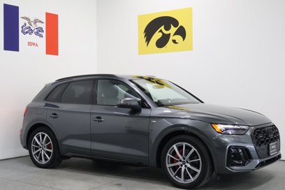 Used 2024 Audi Q5 e Prestige w/ Prestige Package