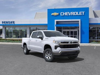New 2025 Chevrolet Silverado 1500 LT w/ LPO, Dark Essentials Package
