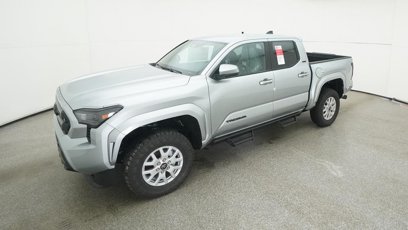 New 2024 Toyota Tacoma SR5