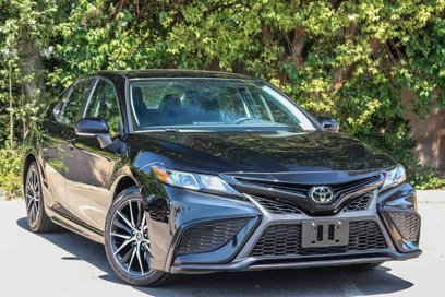 Used 2022 Toyota Camry SE