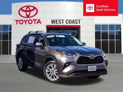 Certified 2022 Toyota Highlander Limited