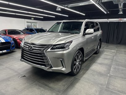 Used 2021 Lexus LX 570 4WD w/ 3rd Row & Luxury Pkg