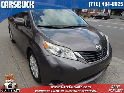 Used 2014 Toyota Sienna LE