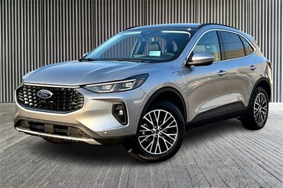 New 2024 Ford Escape SE w/ PHEV Premium Package